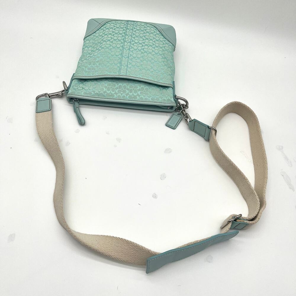 COACH Y2K Vintage Signature Crossbody Bag, Micro C's - Picture 10 of 14